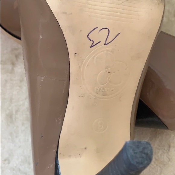 Jessica Simpson heels - Picture 4 of 4